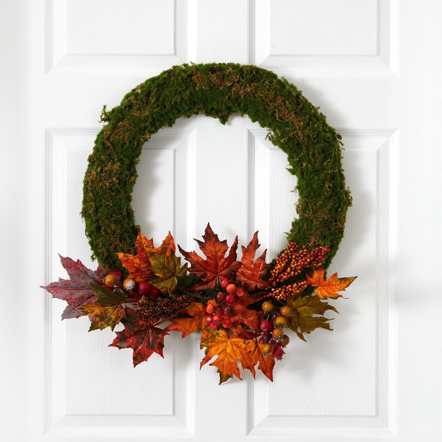 20” Fall Maple Leaf and Berries Artificial Autumn Wreath